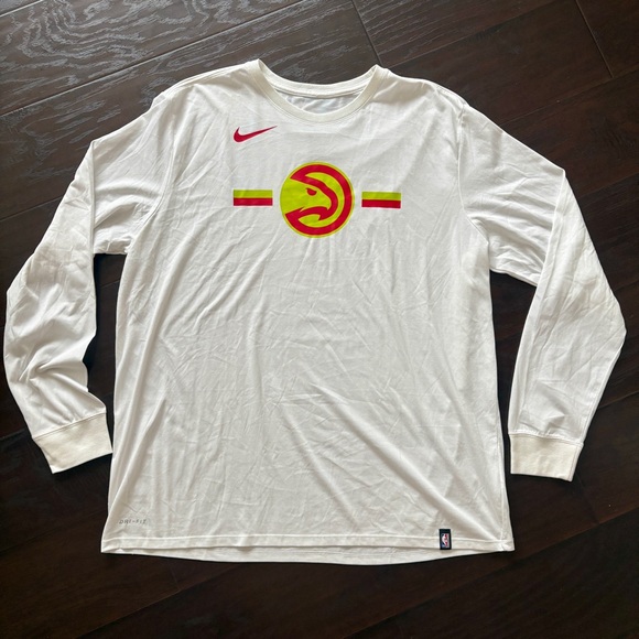 NBA Other - Nike Atlanta Hawks Long Sleeve Dri-Fit White Athletic Tee XXL